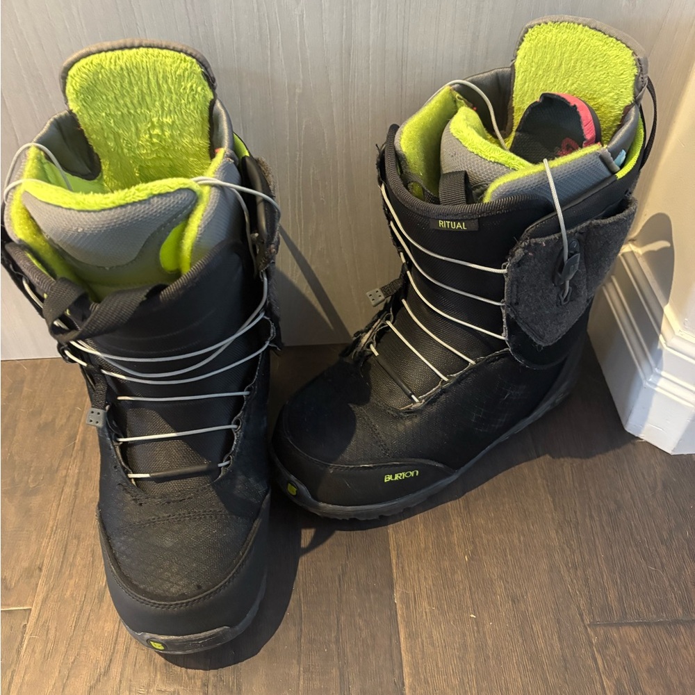 Burton Black and Lime Snowboard Boots